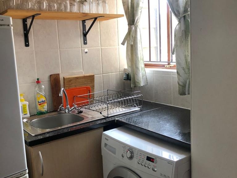 To Let 2 Bedroom Property for Rent in Table View Western Cape